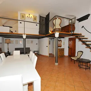 Casa Costa Allegra , Genova Italia