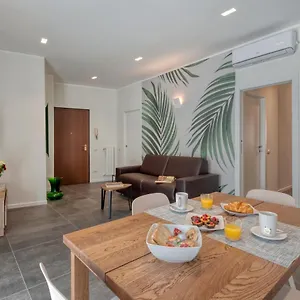 https://bnbutler-navigli-apartment-arena-35.italymilanhotels.net